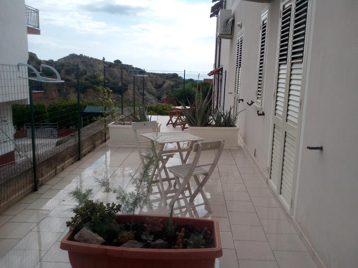 Hotel La Poesia Rocca Imperiale Exterior foto